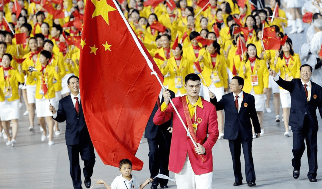 2020年东京奥运会 除了朱婷 这3位运发动也有资格担任举旗手-panda sports(图2)
2020年东京奥运会 除了朱婷 这3位运发动也有资格担任举旗手-panda sports(图2)